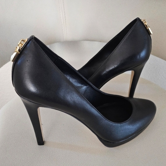 Michael Kors Black Leather Heels with Gold Accent - Picture 4 of 9